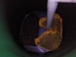 Sack mit Lavasteinen und Sack mit Bioballs (Medium).jpg